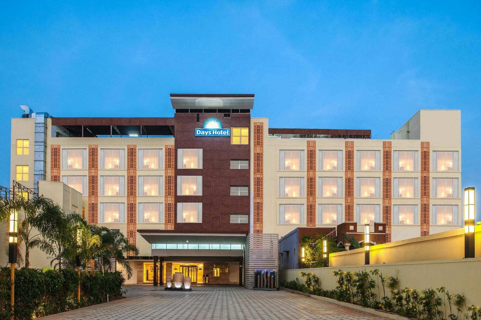 Days Hotel By Wyndham Chennai Omr Kelambakkam Exterior photo